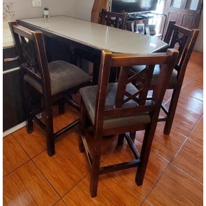 Juego de comedor estilo pizza