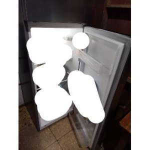 Refrigeradora con 3 meses de uso