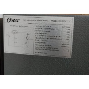 Refrigeradora con 3 meses de uso